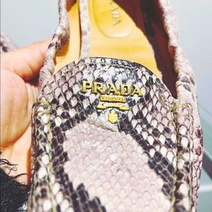 PRADA loafers snake print. Size 8.5